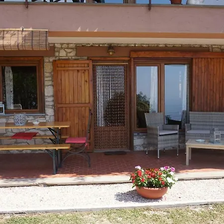 Costa D'alto Monte *